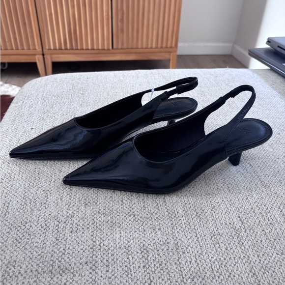 Black Slingback Heels - Picture 3 of 7